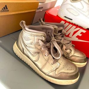 Bundle of sneakers Nike Jordan’s and addidas